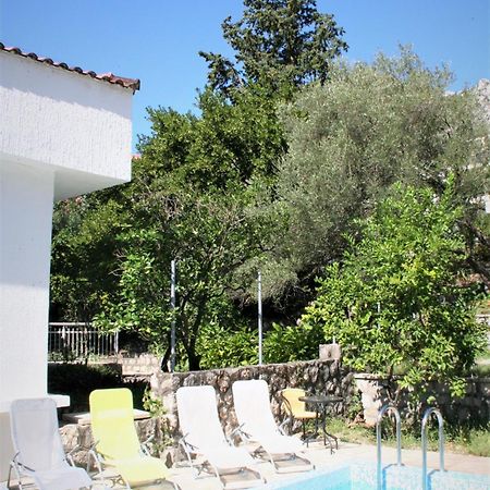 Holiday Home Ametist Kotor Eksteriør bilde